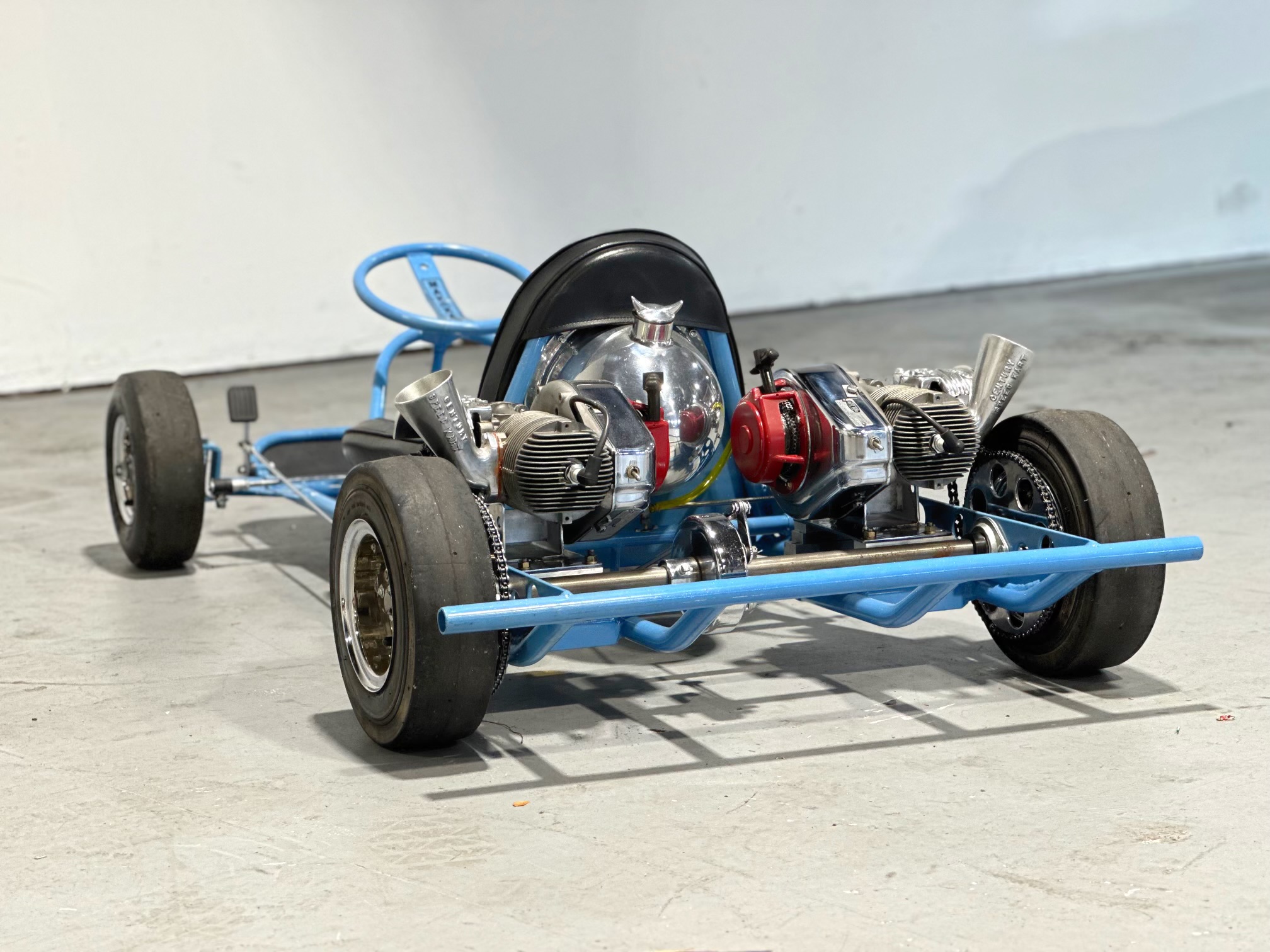 Facetune_21-05-2025-23-12-35